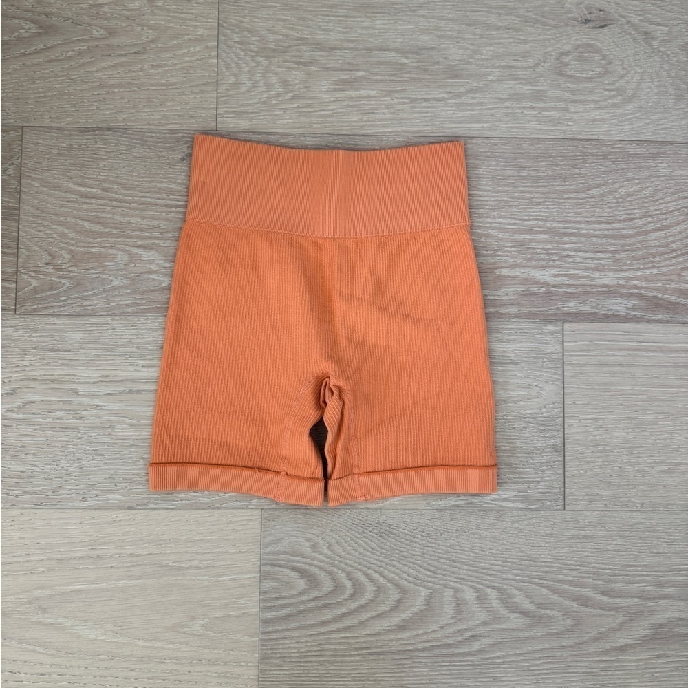 Women's Ribbed Seamless High-Waisted Stretchy Shorts Bundle Size S - Picture 3 of 4